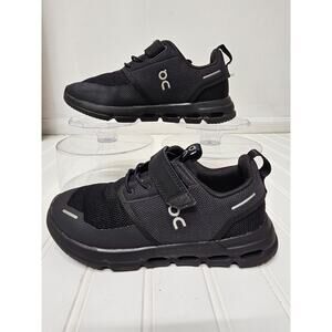 On Cloud Play Shoes Sneakers Boys Size 1 Black athletic running